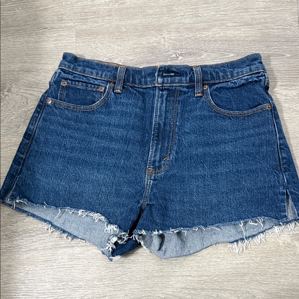 Abercrombie & Fitch Medium Wash High Rise Mom shorts